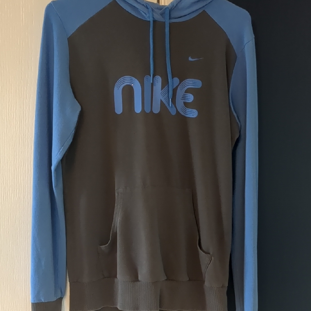 Nike Women Black and Blue Hoodie